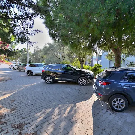 卡利斯酒店 3* Çeşme