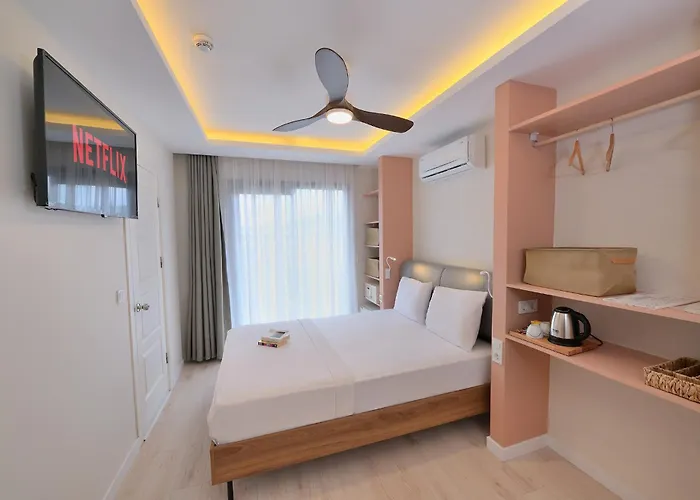 卡利斯酒店 3* Çeşme