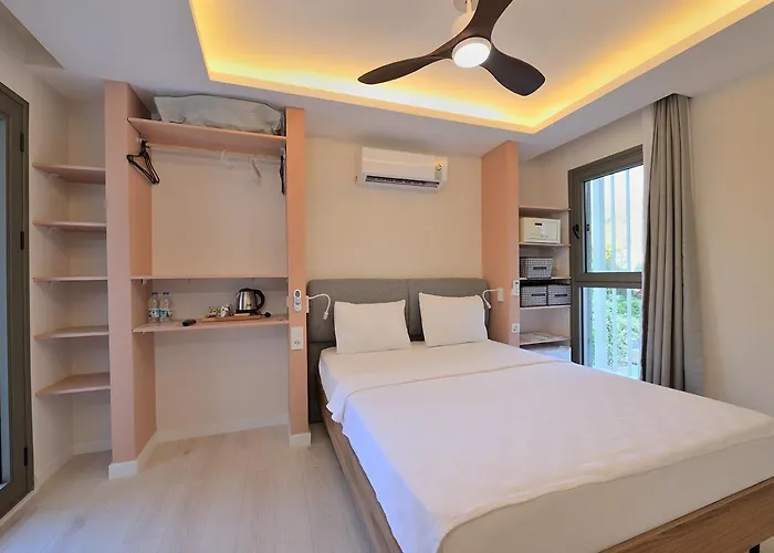 卡利斯酒店 3* Çeşme