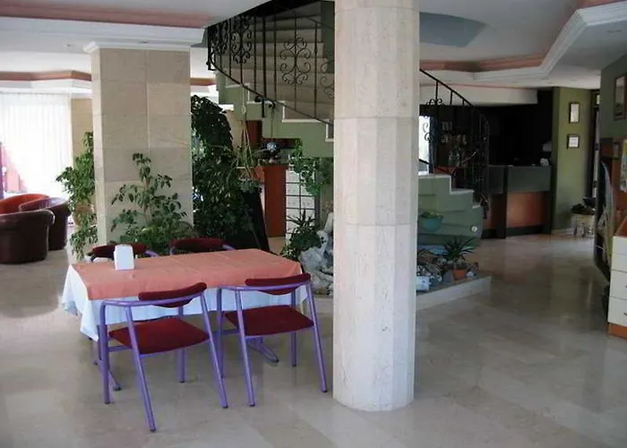 卡利斯酒店 3* Çeşme