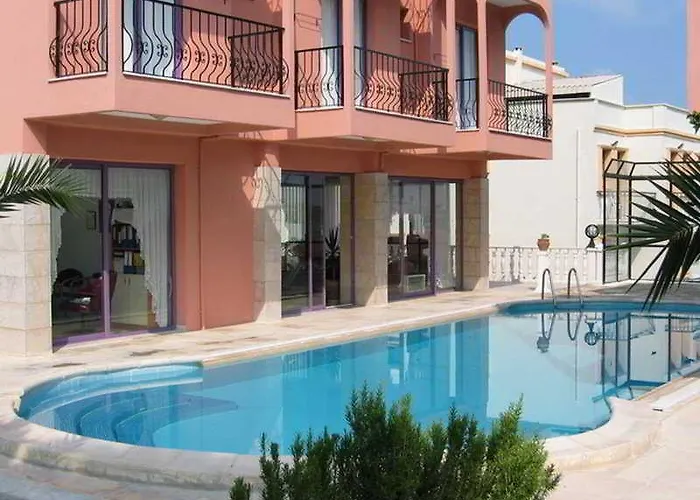 Ξενοδοχείο Calis