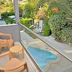 Hotel Calis 3*