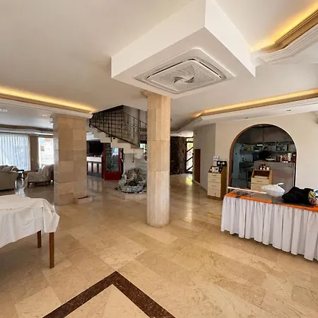 Calis Hotel